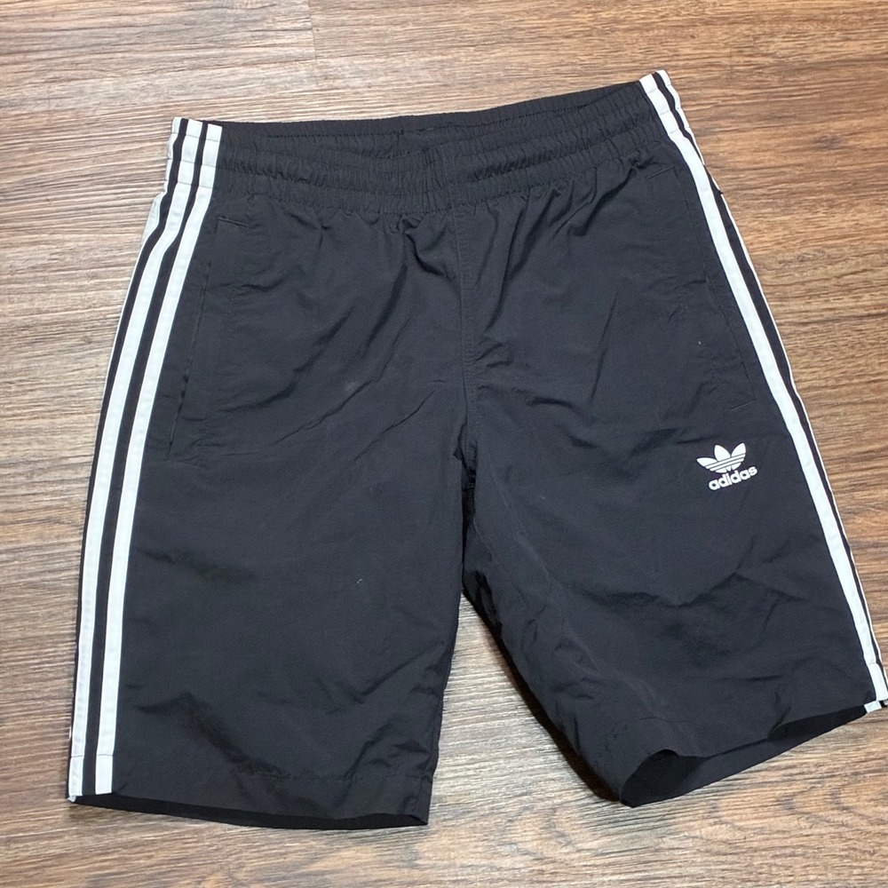 Adidas Originals Shorts Mens Small Black Excellent 3-Stripes Trefoil CW1305